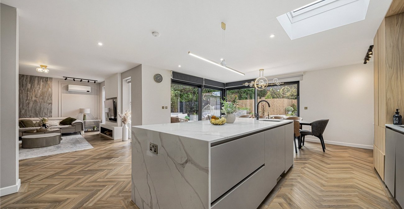 4 bedroom property for sale in Dartford | Robinson Jackson