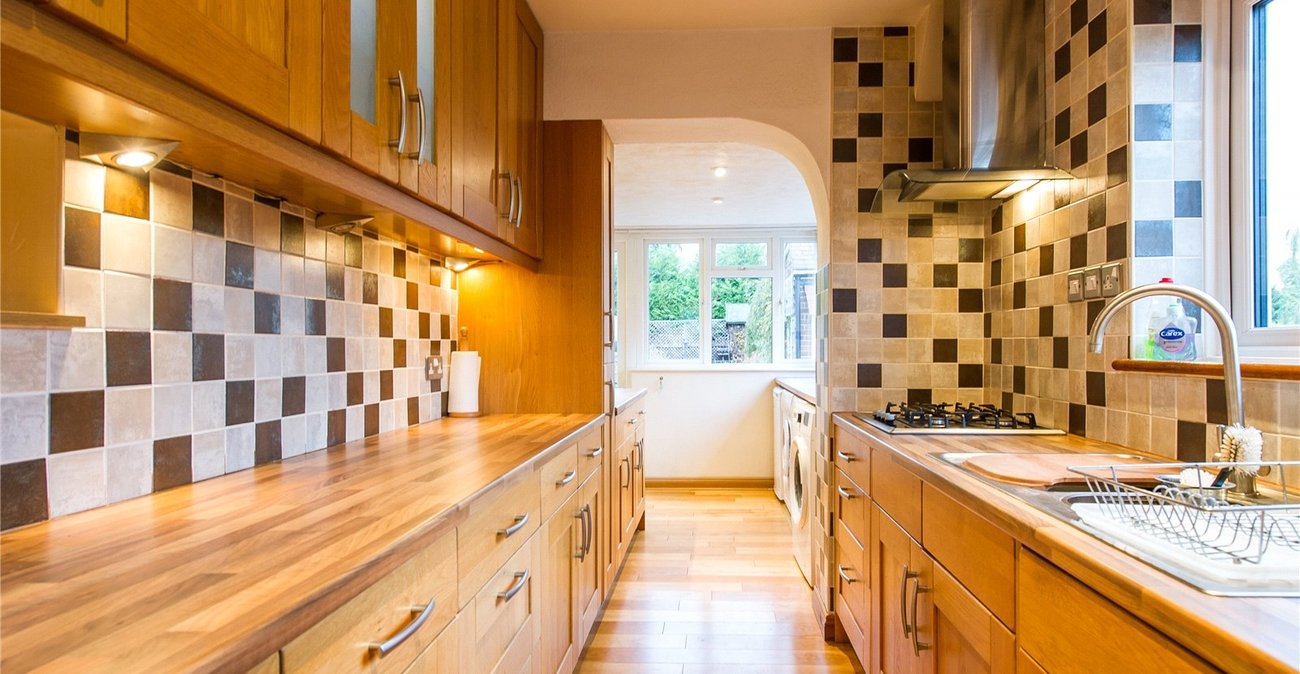 3 bedroom house for sale in Istead Rise | Robinson Michael & Jackson