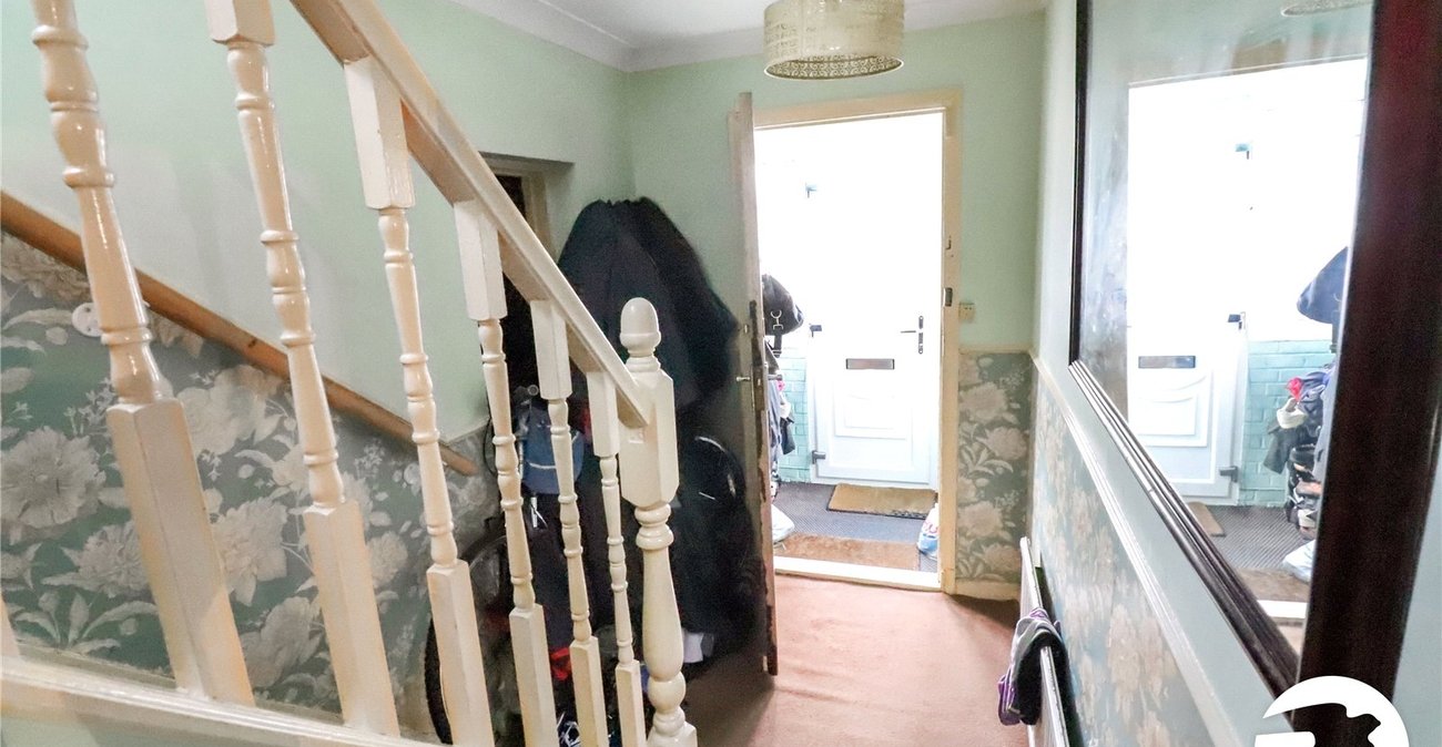 4 bedroom house for sale in Abbey Wood | Robinson Jackson