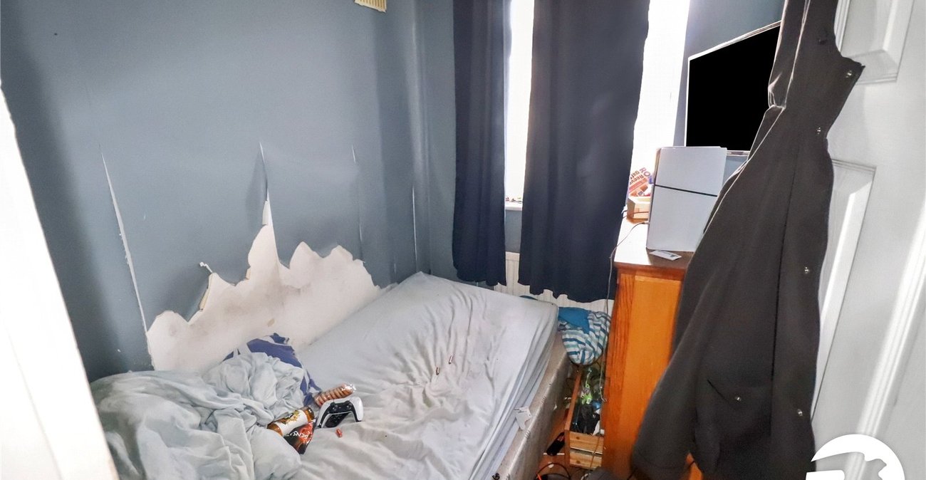 4 bedroom house for sale in Abbey Wood | Robinson Jackson