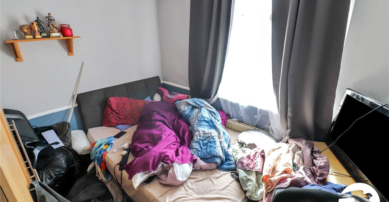 4 bedroom house for sale in Abbey Wood | Robinson Jackson