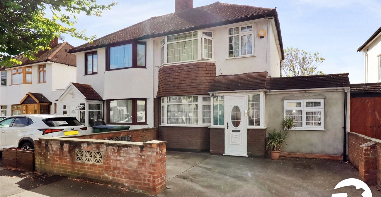 4 bedroom house for sale in Abbey Wood | Robinson Jackson