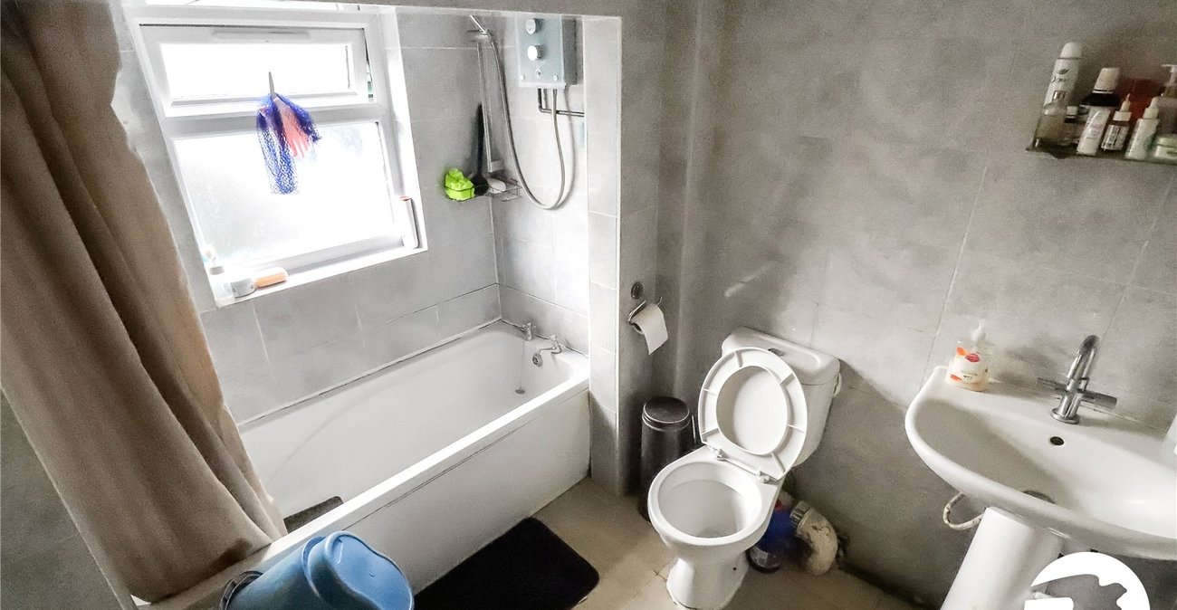 4 bedroom house for sale in Abbey Wood | Robinson Jackson