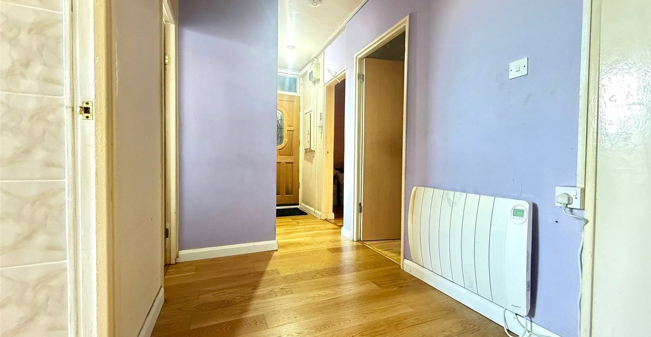 3 bedroom property for sale in Abbey Wood | Robinson Jackson