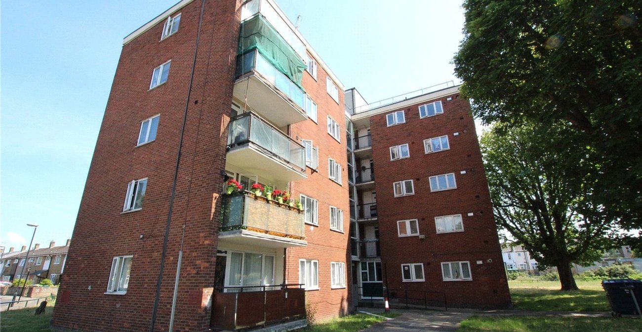 3 bedroom property for sale in Abbey Wood | Robinson Jackson