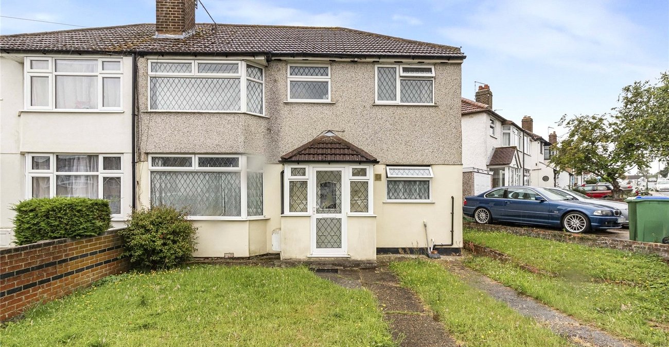 4 bedroom house for sale in Welling | Robinson Jackson