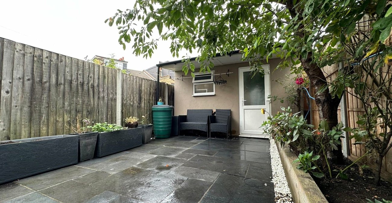 4 bedroom house for sale in Catford | Robinson Jackson