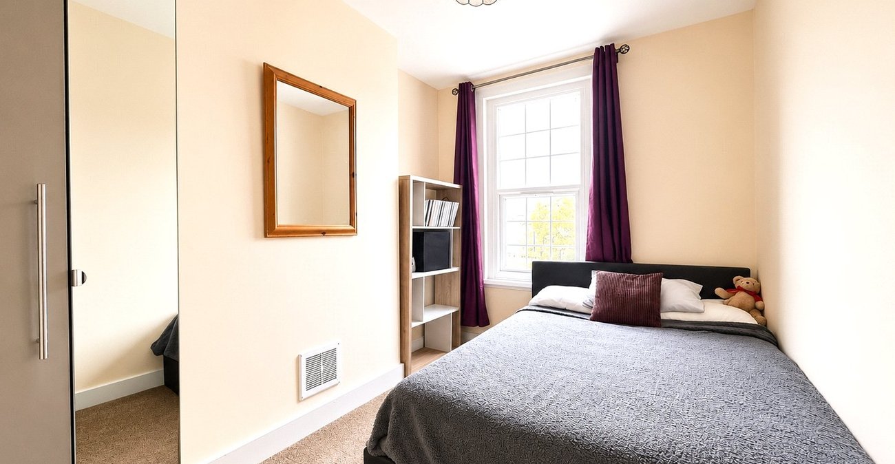 4 bedroom house for sale in Catford | Robinson Jackson