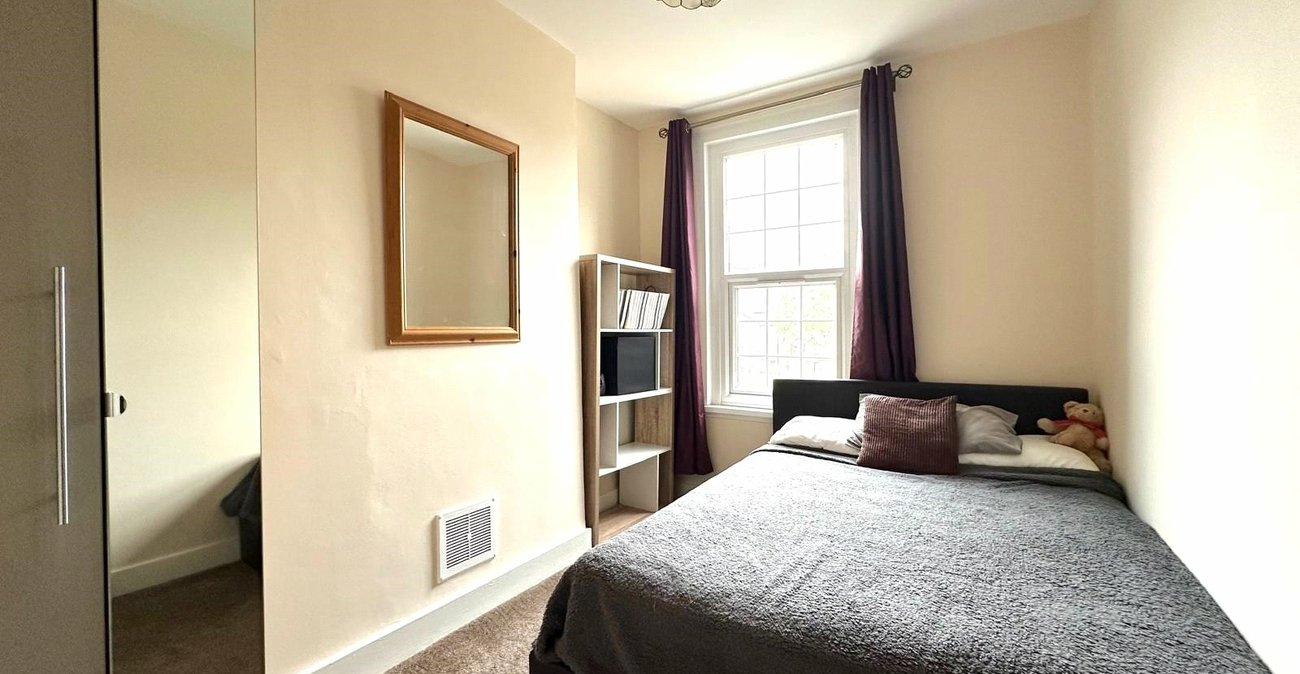 4 bedroom house for sale in Catford | Robinson Jackson