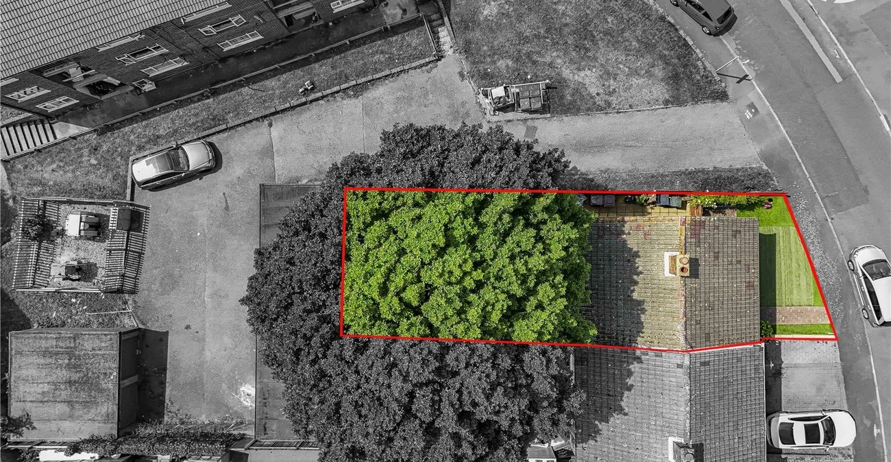 3 bedroom house for sale in Bean | Robinson Jackson