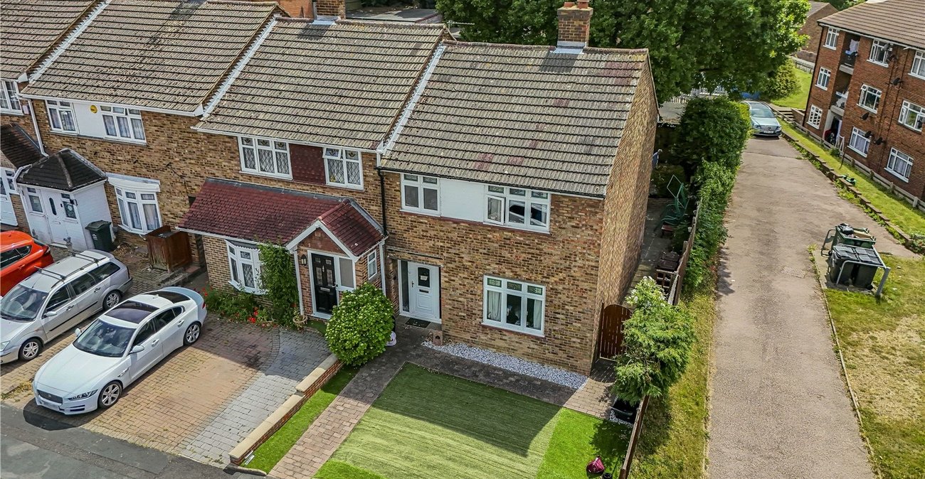 3 bedroom house for sale in Bean | Robinson Jackson