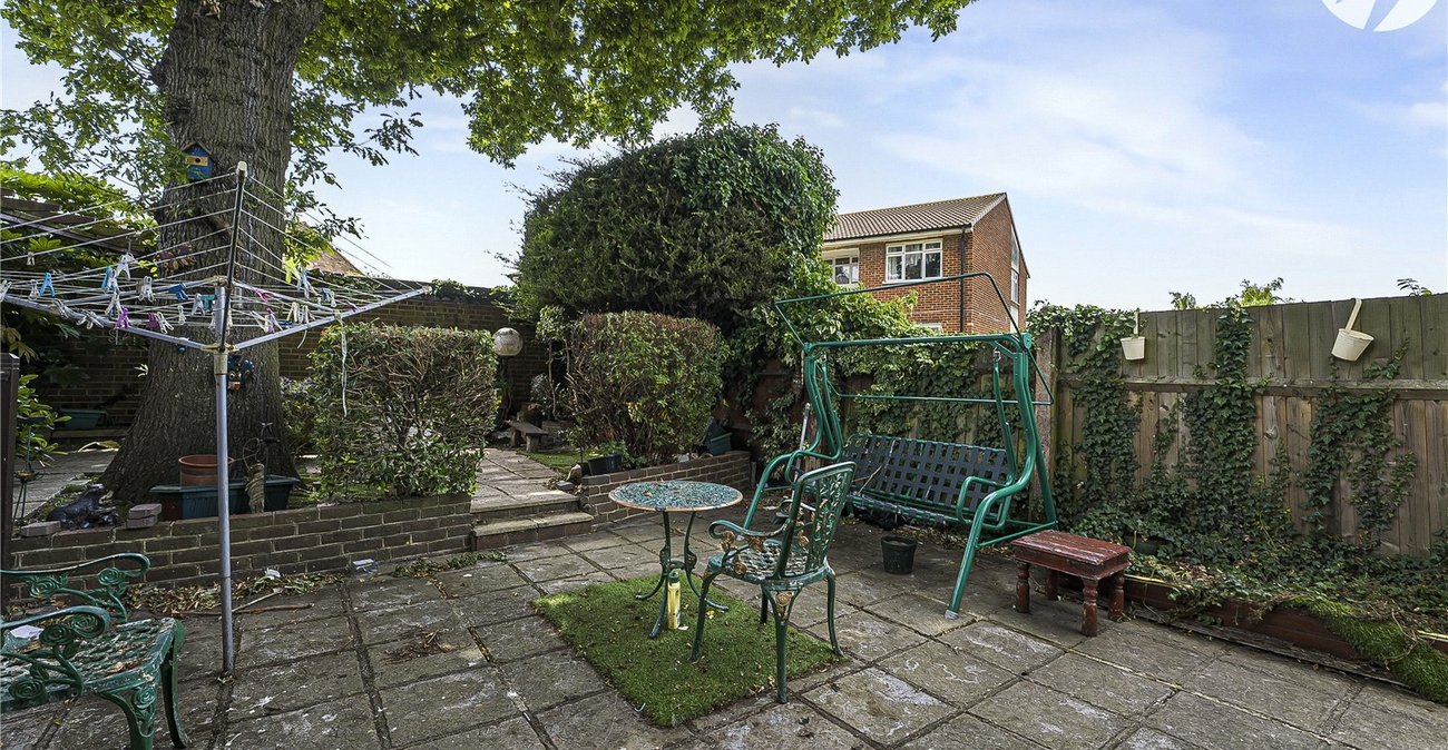 3 bedroom house for sale in Bean | Robinson Jackson