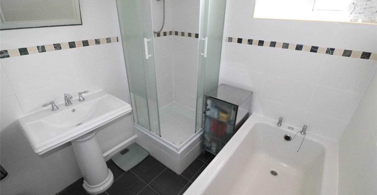 4 bedroom property for sale in Erith | Robinson Jackson