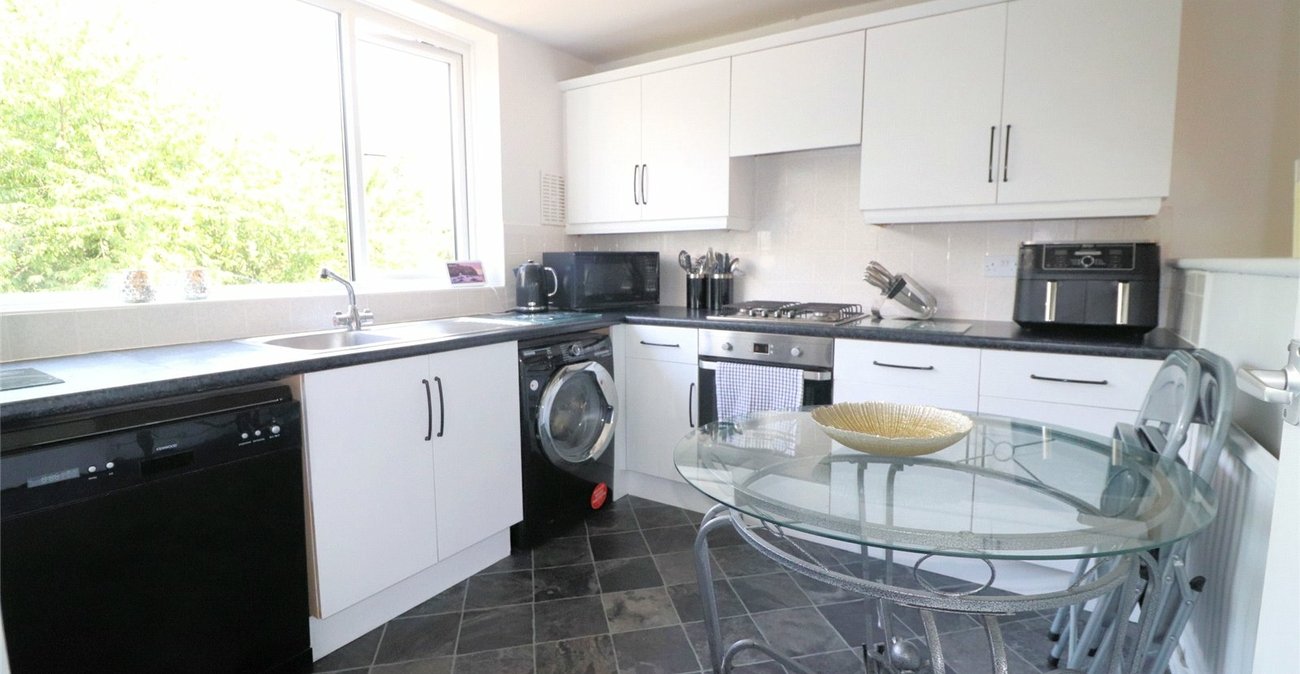 3 bedroom property for sale in Erith | Robinson Jackson