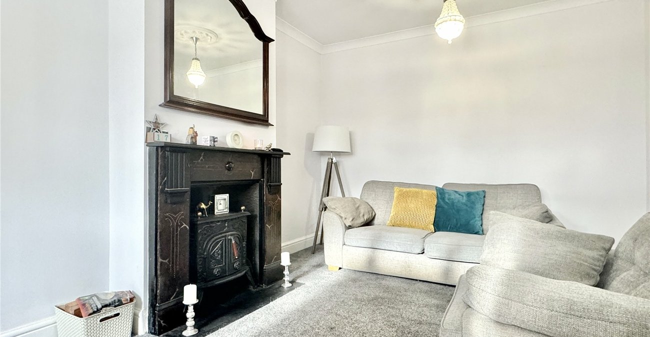 4 bedroom house for sale in Leydenhatch Lane | Robinson Jackson