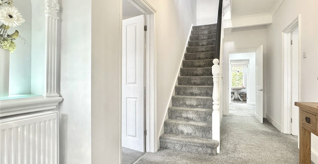 4 bedroom house for sale in Leydenhatch Lane | Robinson Jackson