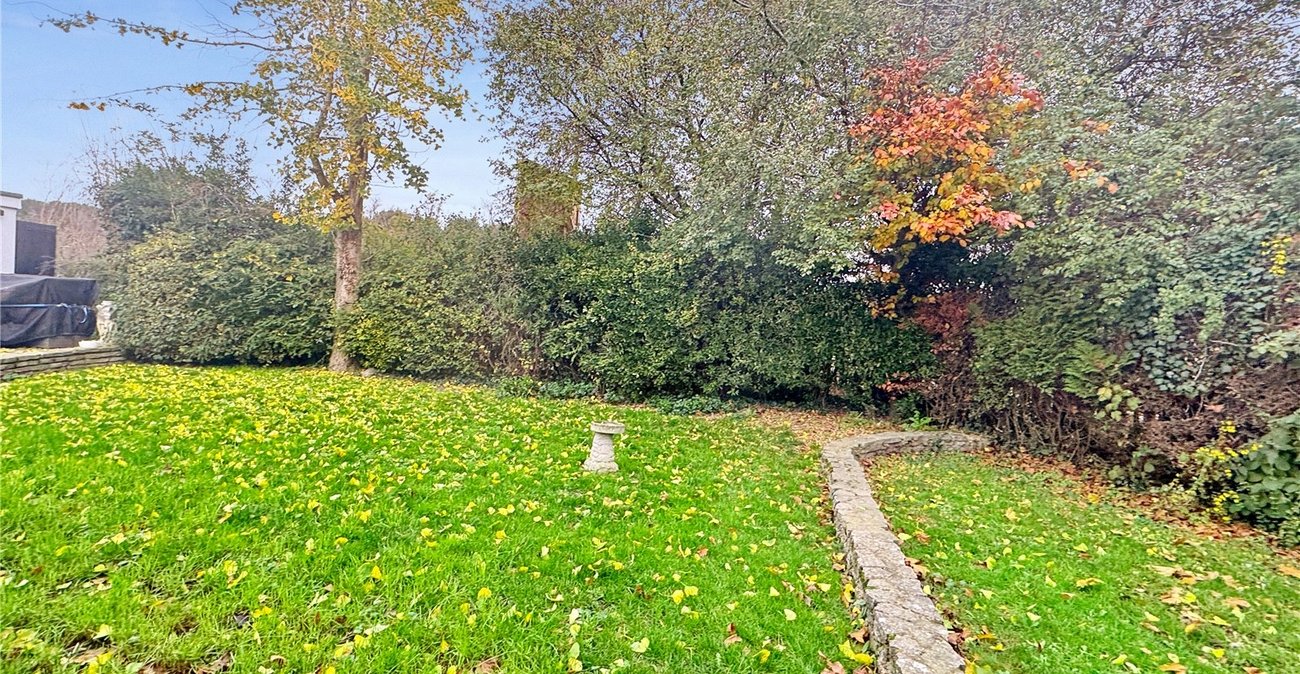 4 bedroom house for sale in Leydenhatch Lane | Robinson Jackson