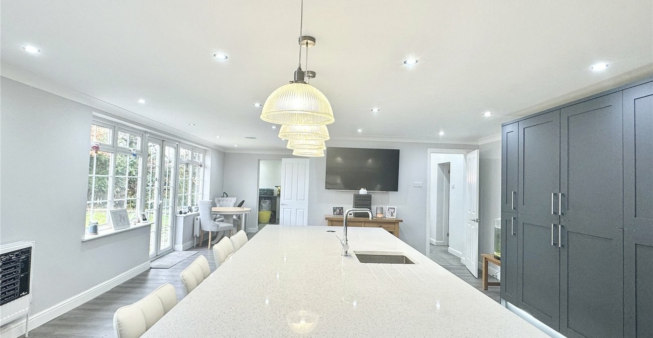 4 bedroom house for sale in Leydenhatch Lane | Robinson Jackson