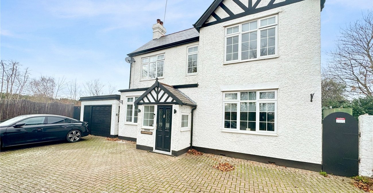 4 bedroom house for sale in Leydenhatch Lane | Robinson Jackson