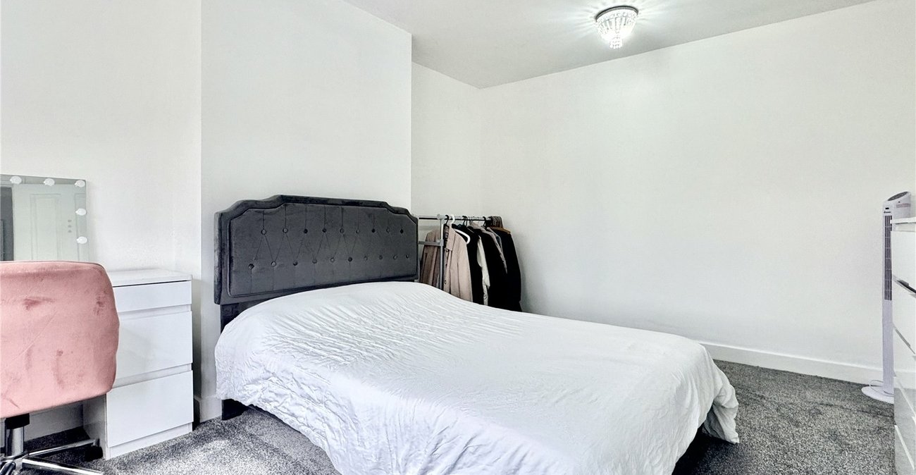 4 bedroom house for sale in Leydenhatch Lane | Robinson Jackson