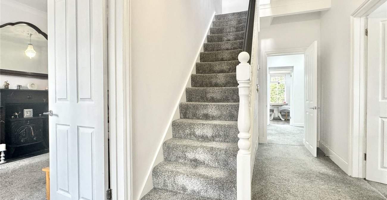 4 bedroom house for sale in Leydenhatch Lane | Robinson Jackson