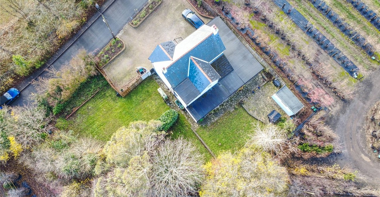 4 bedroom house for sale in Leydenhatch Lane | Robinson Jackson