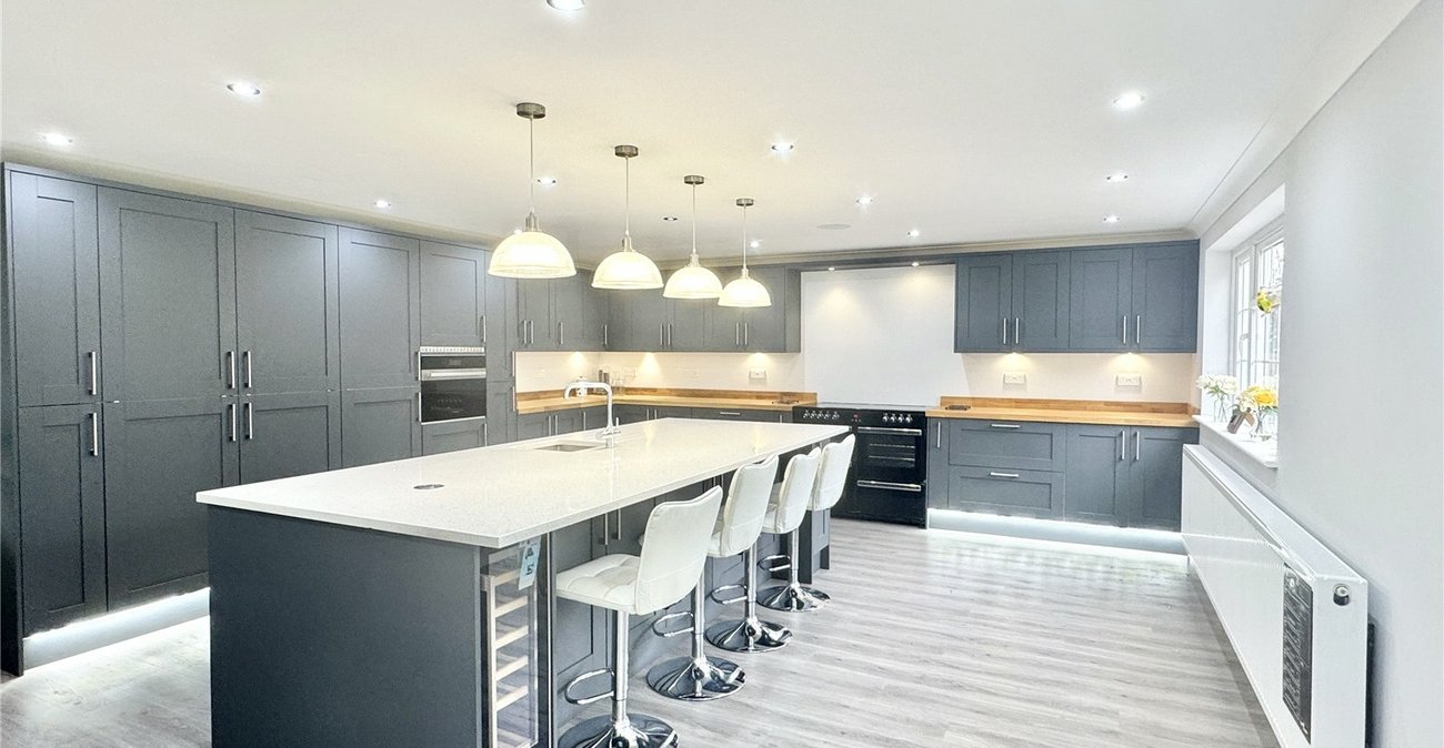 4 bedroom house for sale in Leydenhatch Lane | Robinson Jackson