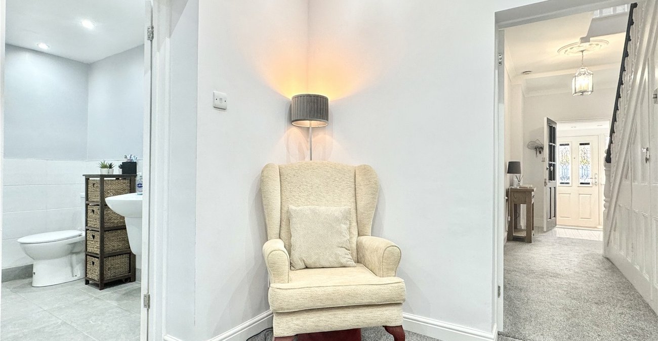 4 bedroom house for sale in Leydenhatch Lane | Robinson Jackson