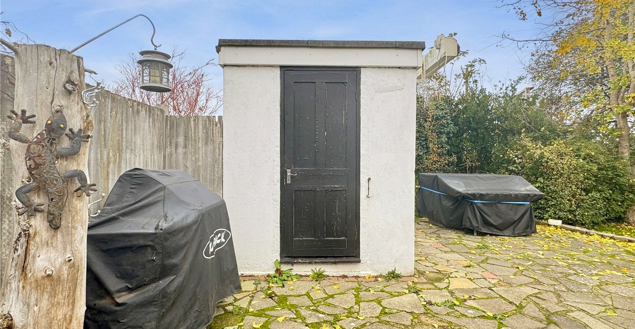 4 bedroom house for sale in Leydenhatch Lane | Robinson Jackson