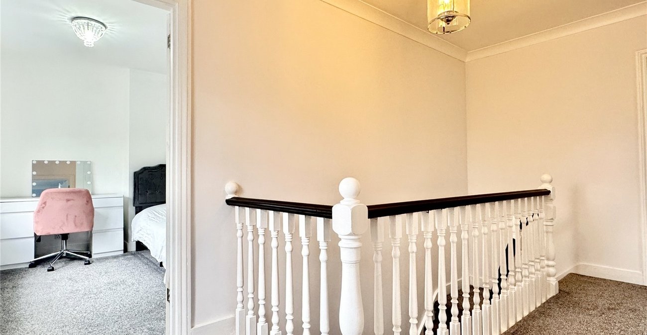 4 bedroom house for sale in Leydenhatch Lane | Robinson Jackson