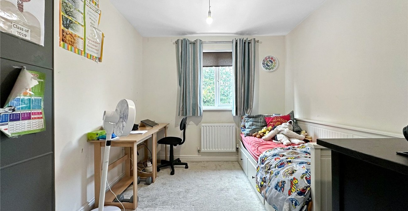 4 bedroom house for sale in Rainham | Robinson Michael & Jackson