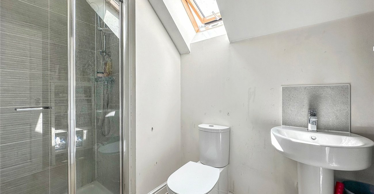 4 bedroom house for sale in Rainham | Robinson Michael & Jackson