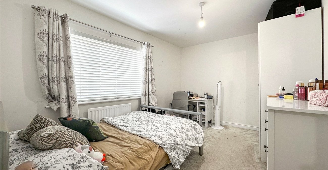 4 bedroom house for sale in Rainham | Robinson Michael & Jackson