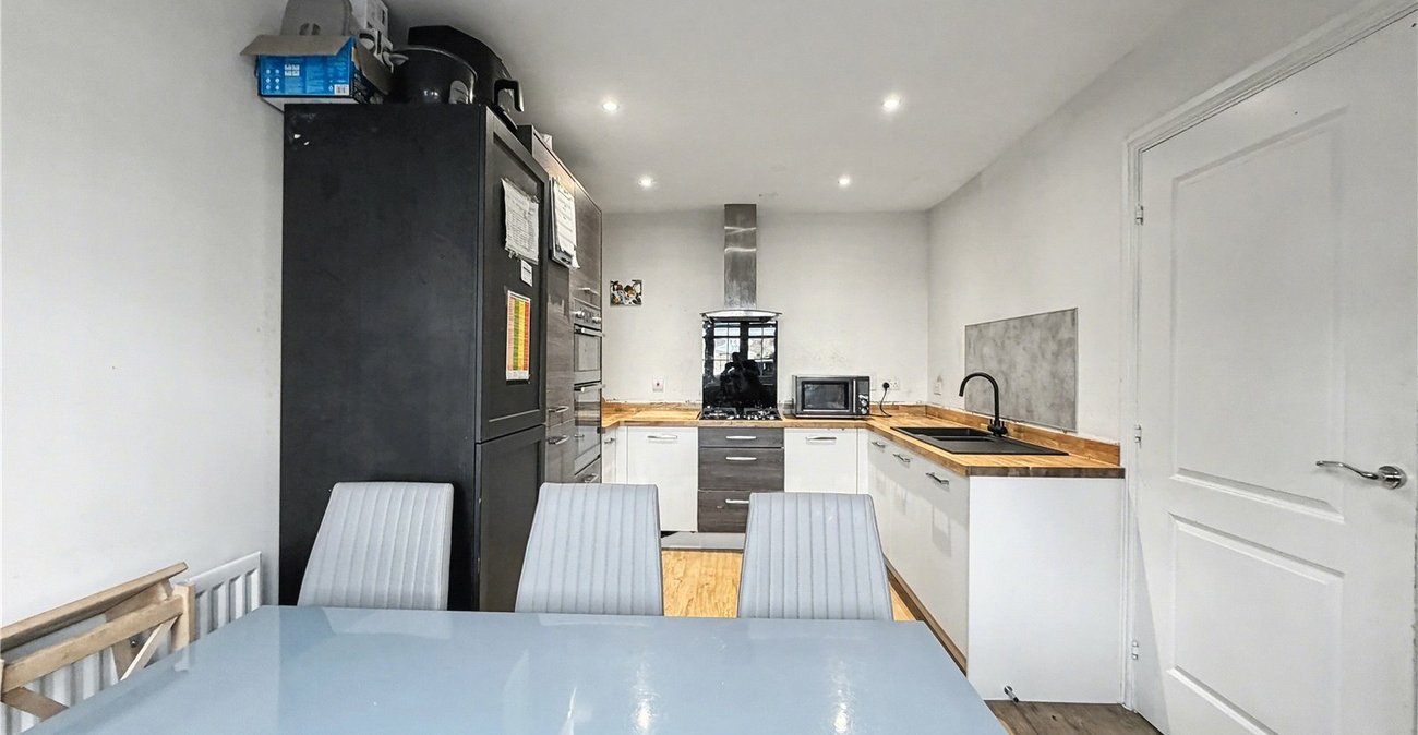 4 bedroom house for sale in Rainham | Robinson Michael & Jackson