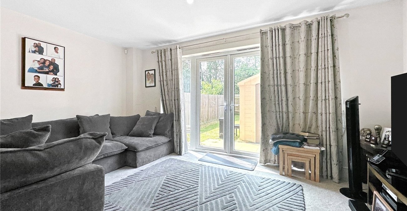 4 bedroom house for sale in Rainham | Robinson Michael & Jackson