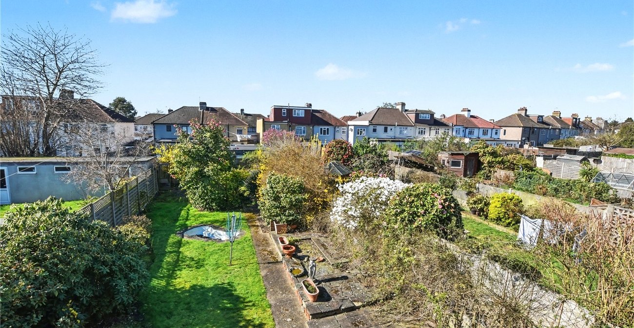 4 bedroom house for sale in Bexleyheath | Robinson Jackson