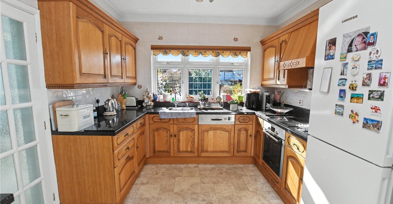 3 bedroom house for sale in Bexleyheath | Robinson Jackson