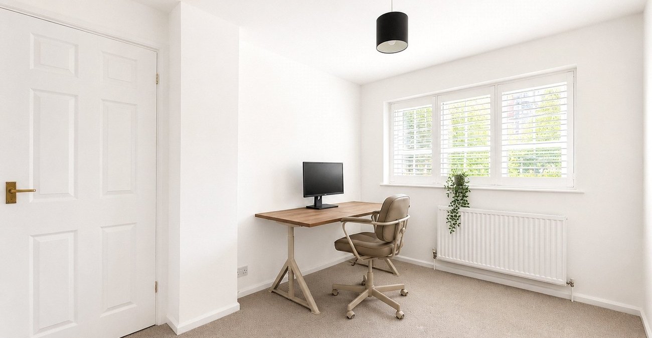 2 bedroom house for sale in London | Robinson Jackson