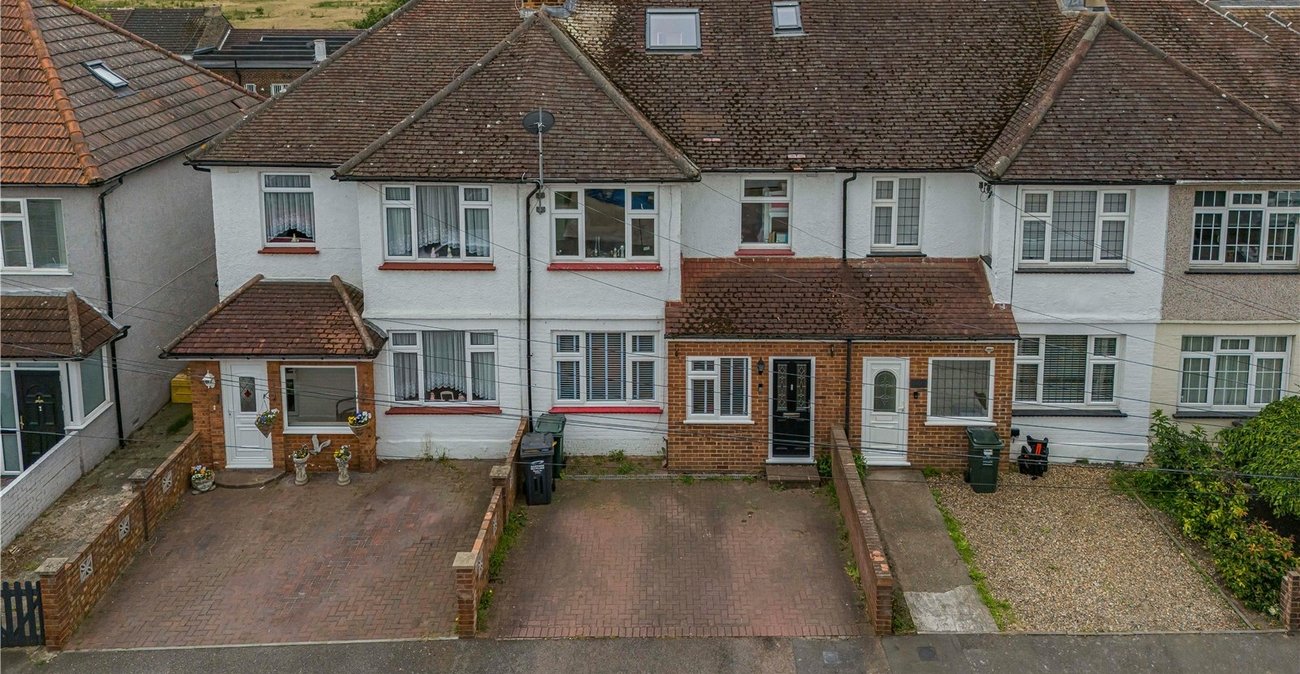 4 bedroom house for sale in Greenhithe | Robinson Jackson