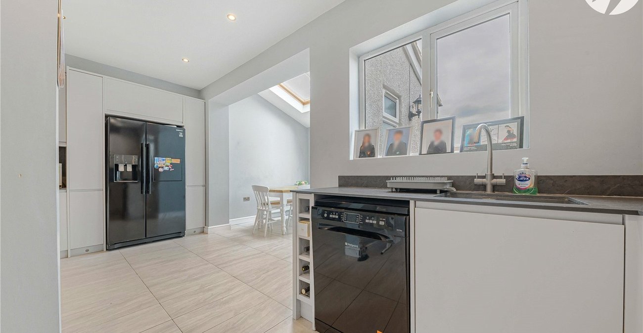 4 bedroom house for sale in Greenhithe | Robinson Jackson