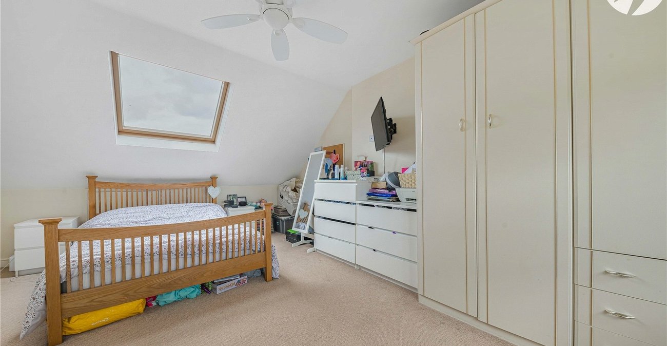 4 bedroom house for sale in Greenhithe | Robinson Jackson