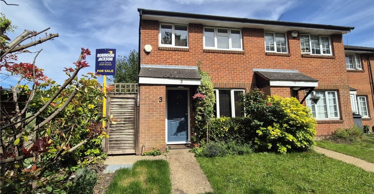 3 bedroom house for sale in Orpington | Robinson Jackson