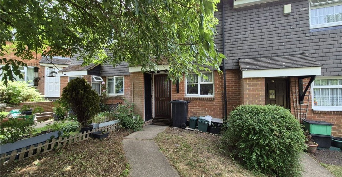 2 bedroom house for sale in St Pauls Cray | Robinson Jackson