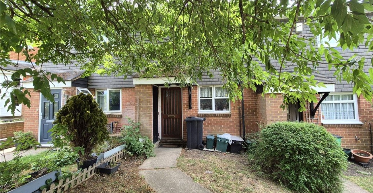 2 bedroom house for sale in St Pauls Cray | Robinson Jackson