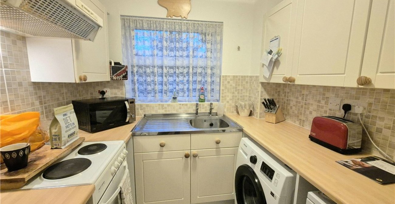 1 bedroom house for sale in St Pauls Cray | Robinson Jackson