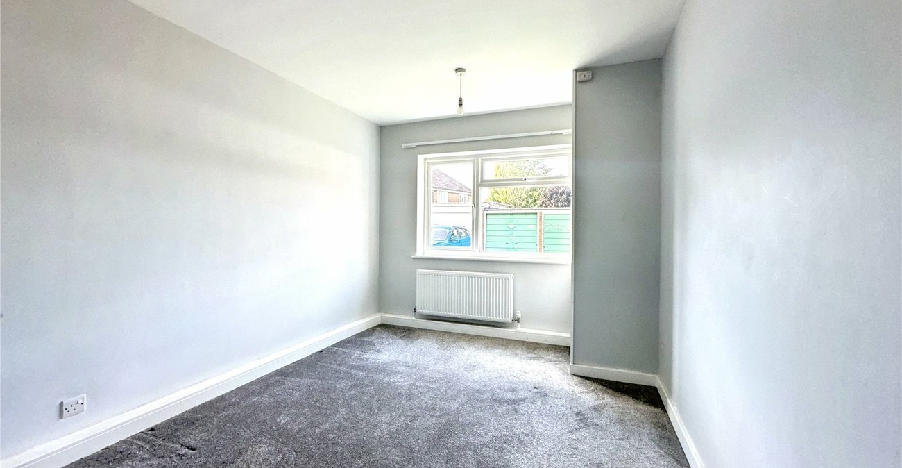 1 bedroom property for sale in Wigmore | Robinson Michael & Jackson