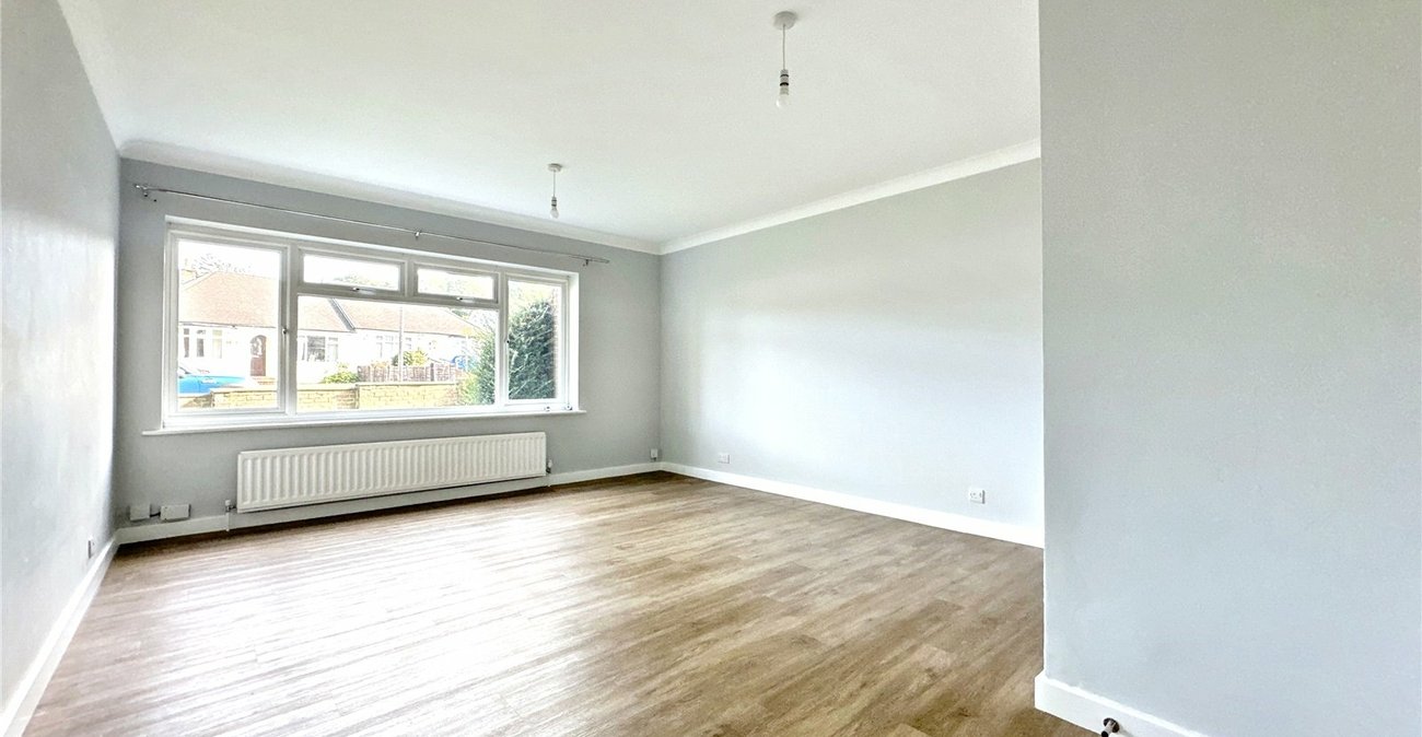 1 bedroom property for sale in Wigmore | Robinson Michael & Jackson