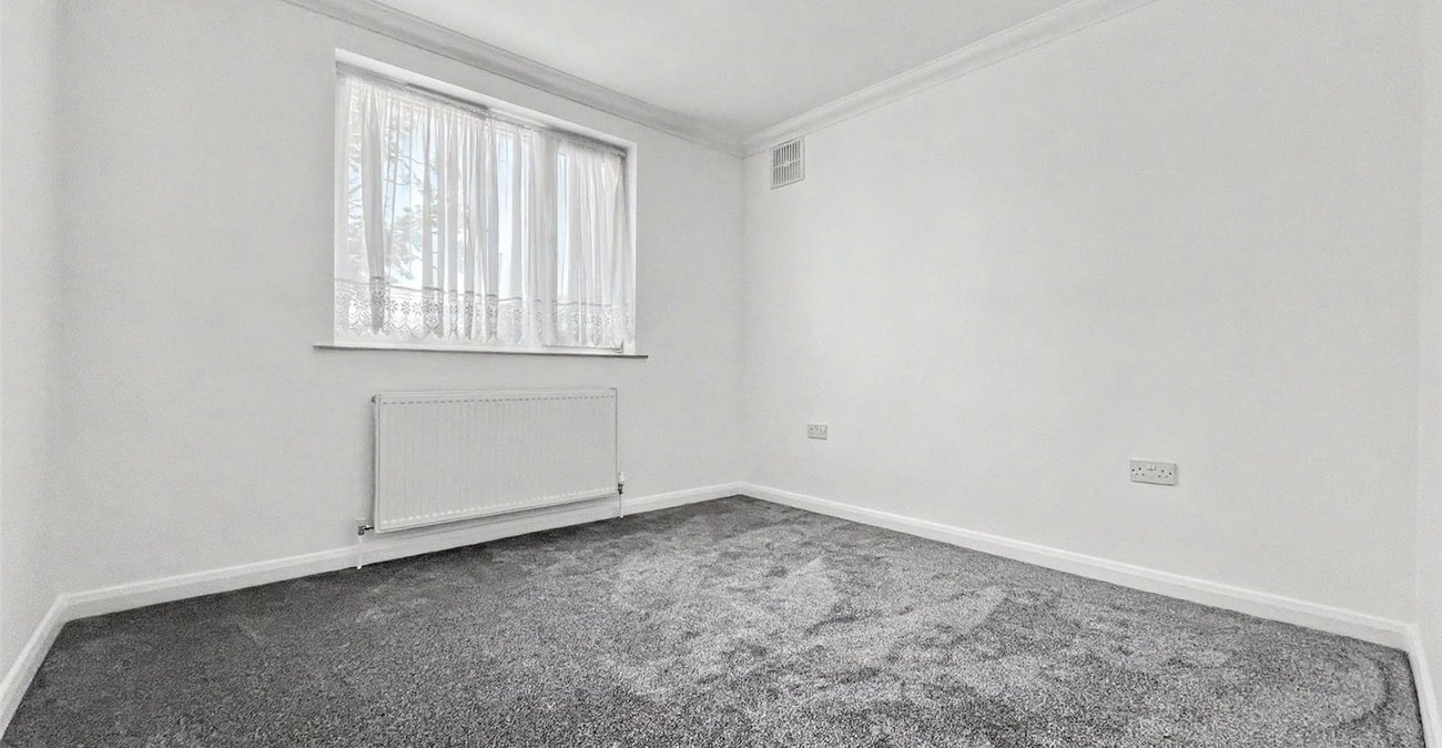 2 bedroom bungalow for sale in Wigmore | Robinson Michael & Jackson