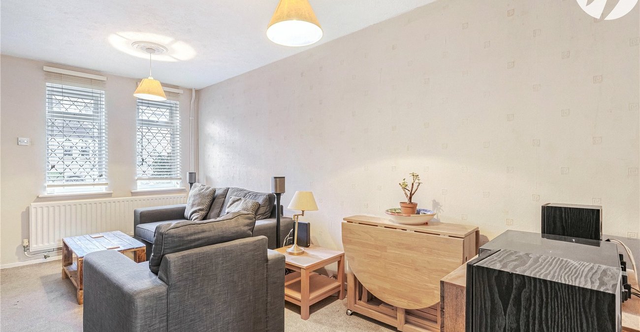 2 bedroom house for sale in Swanley | Robinson Jackson