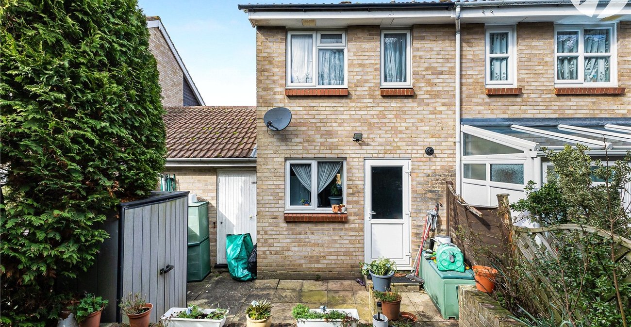 2 bedroom house for sale in Swanley | Robinson Jackson